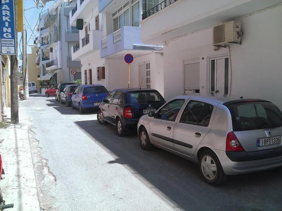 Studio 10 Minutes From The Center Of Heraklion. Apartment Bagian luar foto