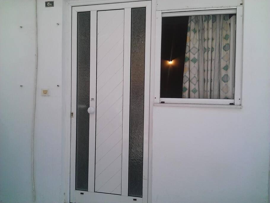Studio 10 Minutes From The Center Of Heraklion. Apartment Bagian luar foto